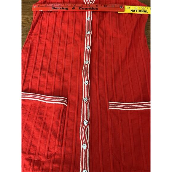 Vintage College Town Of Boston Red Sweater Vest Cardigan Sweater Size Medium - Picture 9 of 10